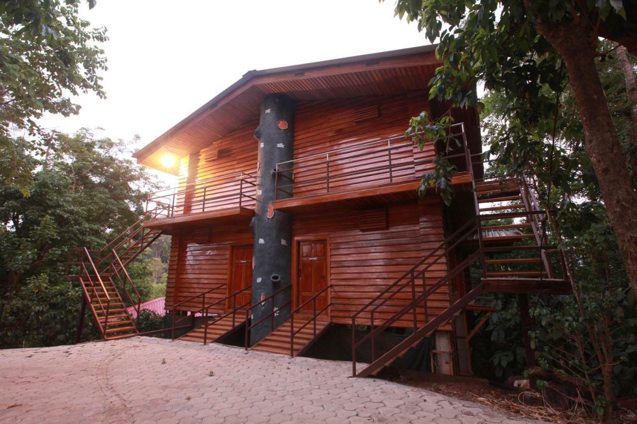 Eagle Eye Resorts Sangameswarpet Eksteriør billede