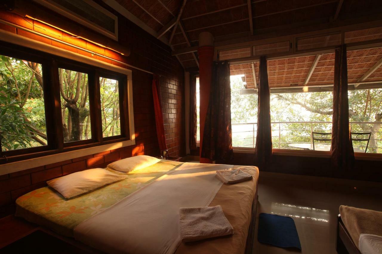 Eagle Eye Resorts Sangameswarpet Eksteriør billede
